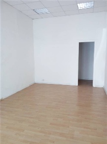Foto Negozio in via Bligny, Terni Città Giardino di 35 m² con 2 locali