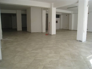 Foto Attività commerciale a Montefiascone Cevoli di 300 m² con 1 locali