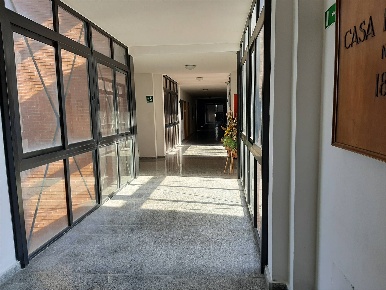 Foto Ufficio a Collesalvetti di 100 m² con 3 locali in affitto