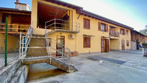 Foto Ufficio in VIA SAN GIORGIO 6, Bottanuco di 96 m² con 1 locali