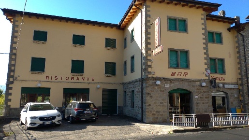 Foto Hotel a Lama Mocogno Barigazzo di 400 m² con 25 locali in vendita
