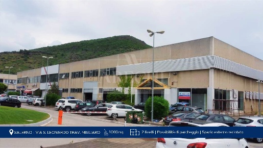 Foto Negozio in Via San Leonardo Traversa Migliaro, Salerno di 1000 m²