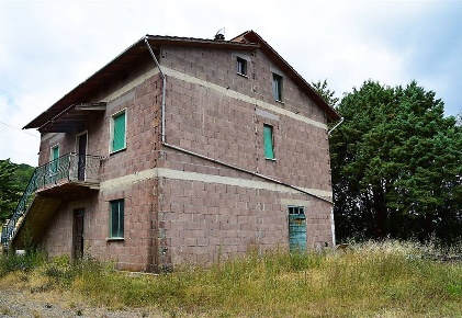 Foto Cessione attività a Pomarance di 200 m² con 8 locali in vendita