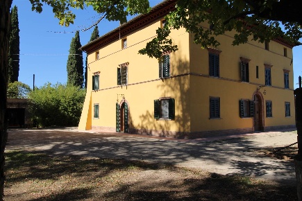 Foto Cessione attività a Monteriggioni di 1700 m² con 30 locali in vendita