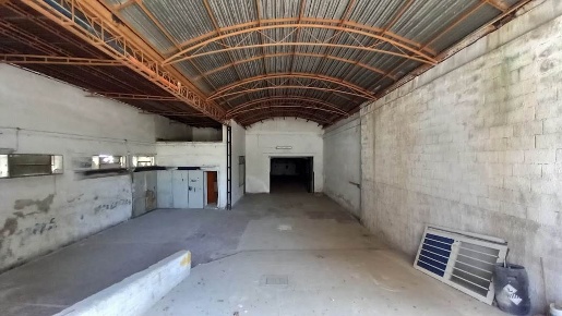 Foto Magazzino in via Abate Minichini, Nola di 500 m² con 2 locali