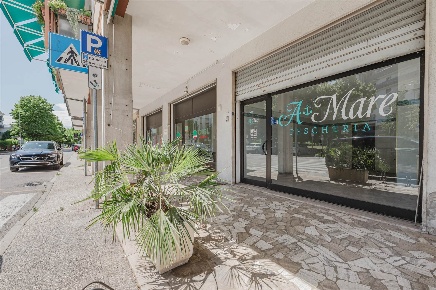 Foto Negozio a Spinea Spinea Orgnano di 45 m² con 1 locali in vendita
