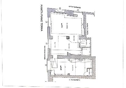 Foto Attività commerciale a Ancona di 156 m² con 5 locali in affitto