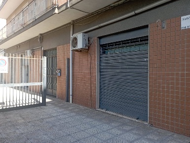 Foto Attività commerciale a Mascalucia Centro di 36 m² con 1 locali
