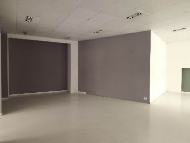 Foto Negozio a Terni Centro Storico di 170 m² con 1 locali in affitto