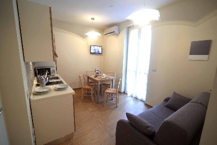 Foto Hotel a Pistoia Centro Storico di 350 m² con 8 locali in vendita