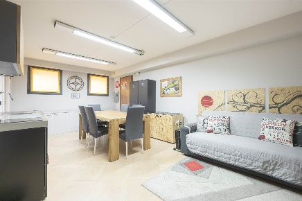 Foto Ufficio in VIA RIVA IV NOVEMBRE, Cittadella Centro di 70 m² in vendita