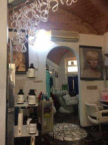 Foto Negozio a Livorno Zola - Galilei di 41 m² con 2 locali in vendita