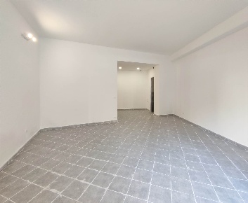 Foto Attività commerciale in Via Liborio Giuffrè 20, Palermo Oreto - Perez