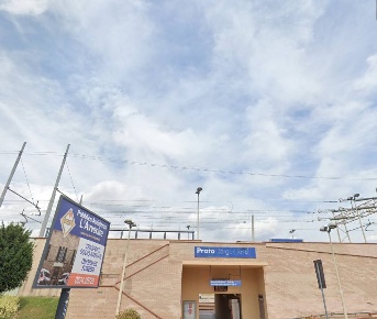 Foto Negozio a Prato Chiesanuova di 100 m² con 1 locali in vendita