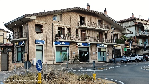 Foto Negozio a Atripalda di 65 m² con 1 locali in vendita