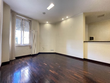 Foto Ufficio a Latina Centro di 92 m² con 3 locali in affitto