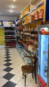 Foto Alimentari a Cernusco sul Naviglio Ronco di 90 m² con 2 locali