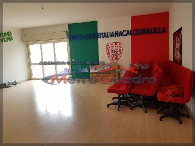 Foto Magazzino a Canicattì di 240 m² con 1 locali in affitto