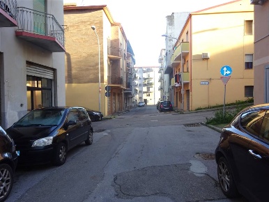 Foto Negozio a Iglesias Centro di 50 m² con 1 locali in affitto