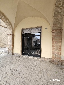 Foto Negozio a San Severino Marche Centro di 35 m² in affitto