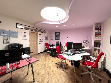Foto Ufficio a Rosignano Marittimo Castiglioncello di 130 m² con 6 locali