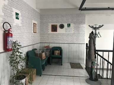 Foto Laboratorio a Sesto Fiorentino Sesto Città di 300 m² con 5 locali