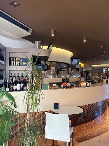 Foto Attività commerciale a Osio Sotto di 160 m² con 2 locali in vendita