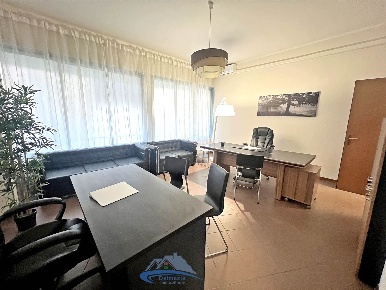 Foto Ufficio in CORSO TACITO  20, Terni Centro Storico di 106 m² in vendita