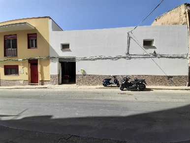 Foto Negozio in Via alle dogane 6, Sciacca Centro di 106 m² in vendita