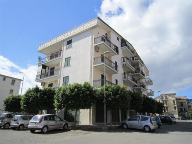 Foto Magazzino in VIA SEMPIONE, Corigliano-Rossano Rossano Stazione