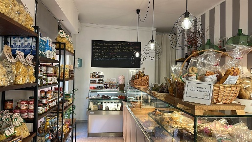 Foto Attività commerciale a Viterbo Sacrario - Piazza della Rocca di 35 m²