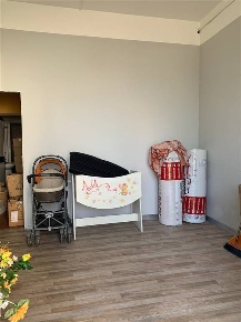 Foto Laboratorio a Certaldo Pino di 28 m² con 1 locali in affitto