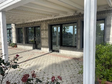 Foto Ufficio a Calcinaia di 80 m² con 2 locali in affitto