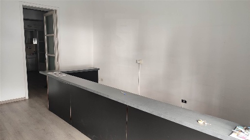 Foto Negozio in VIA UMBERTO  364, Catania Corso Italia - Europa di 39 m²
