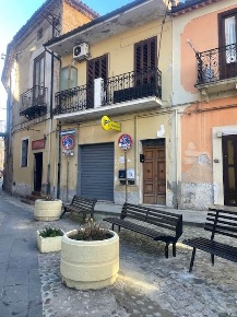 Foto Attività commerciale in Via portapiana 22, Cosenza Centro Storico