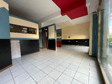 Foto Laboratorio a Pistoia Vergine di 80 m² con 3 locali in affitto