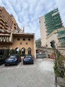 Foto Locale commerciale in Via Montepellegrino 80, Palermo Montepellegrino