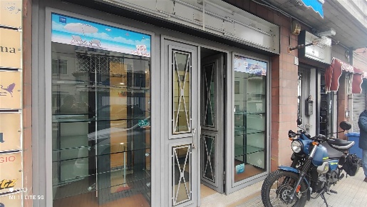 Foto Negozio in Via Re Martino  8/b - 8/c, Aci Castello Centro di 61 m²