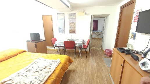 Foto Negozio a Palermo Calatafimi Bassa - Indipendenza di 55 m² in vendita