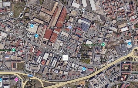 Foto Capannone industriale a Misterbianco Centro di 500 m² con 4 locali