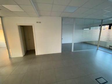Foto Ufficio a Parma San Leonardo di 108 m² con 1 locali in affitto
