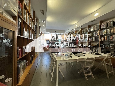Foto Negozio a Sesto Fiorentino Sesto Città di 60 m² con 2 locali
