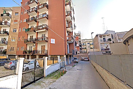 Foto Magazzino in Via Cagnazzi 55/1, Bari Poggiofranco di 45 m² in affitto