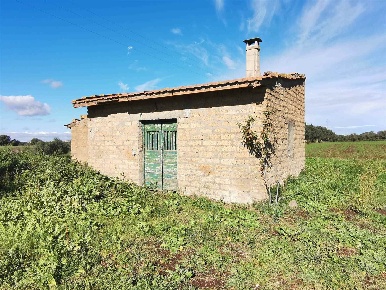 Foto Struttura sanitaria in Quarticciolo, Tuscania di 25025 m² con 2 locali