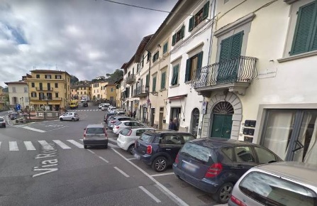 Foto Negozio a Carmignano di 140 m² con 1 locali in affitto