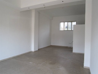 Foto Locale commerciale a Corigliano-Rossano di 42 m² con 1 locali