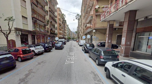 Foto Negozio in Via Luigi Guercio 241, Salerno Irno - Brignano di 54 m²