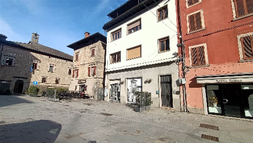 Foto Attività commerciale in piazza della Libertà 5, Castiglione dei Pepoli