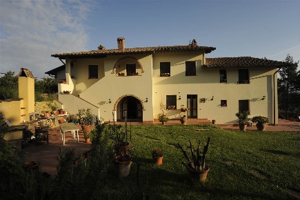 Foto Cessione attività a San Miniato di 38888 m² con 15 locali in vendita