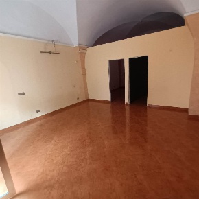Foto Attività commerciale in via filippo turati 10, Giarre Centro di 71 m²